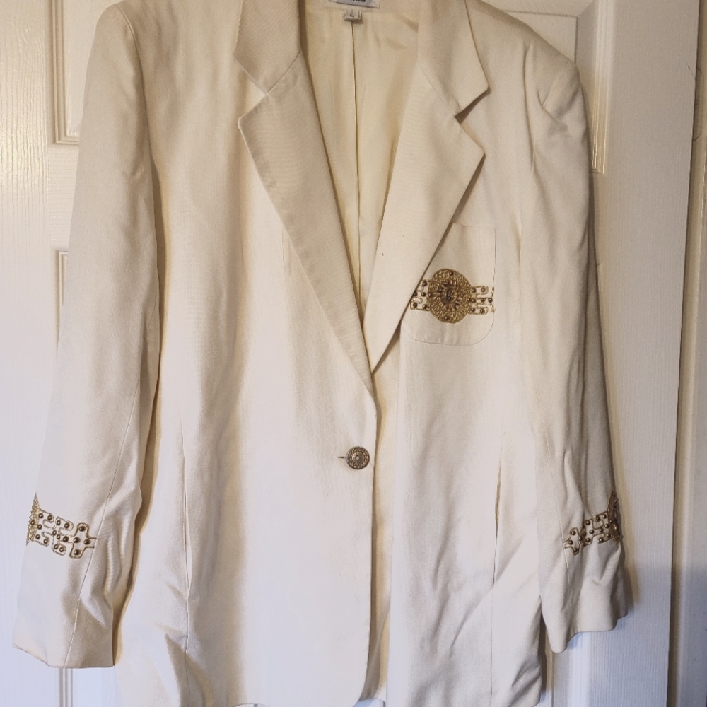 Ivory Giancarlo Ferrari blazer with gold braiding on sleeves and on front pocket